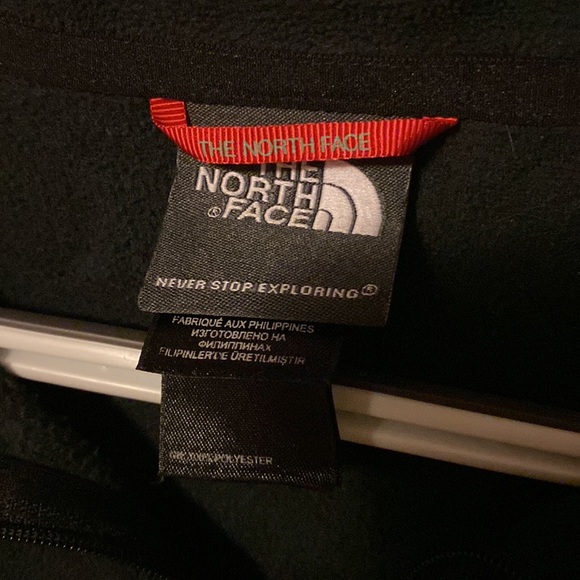 North Face mens black pullover - Picture 3 of 4